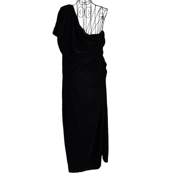 NWT NBD Revolve Selene Velvet One Shoulder Front Slit Midi Dress, Size XL - Picture 5 of 9